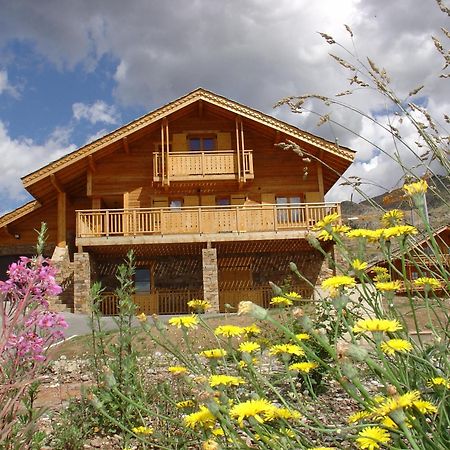 Madame Vacances Les Chalets De L'Altiport Alpe d'Huez Exteriér fotografie