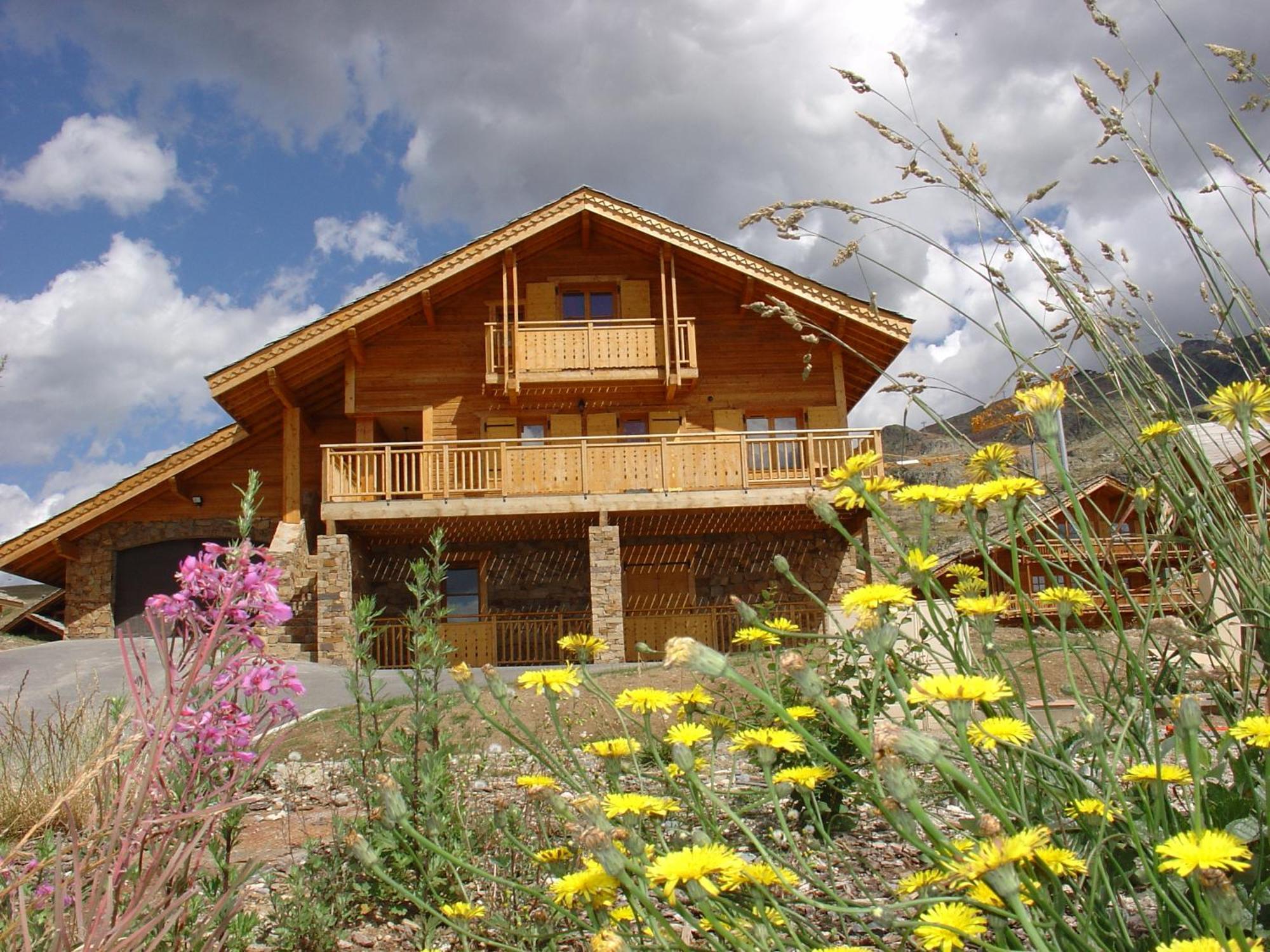 Madame Vacances Les Chalets De L'Altiport Alpe d'Huez Exteriér fotografie
