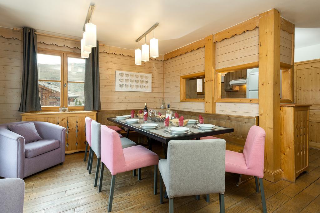 Madame Vacances Les Chalets De L'Altiport Alpe d'Huez Exteriér fotografie